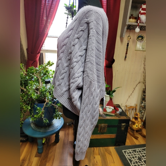 Hollister womens medium lavender cropped chainknit sweater slouchy - Picture 7 of 8